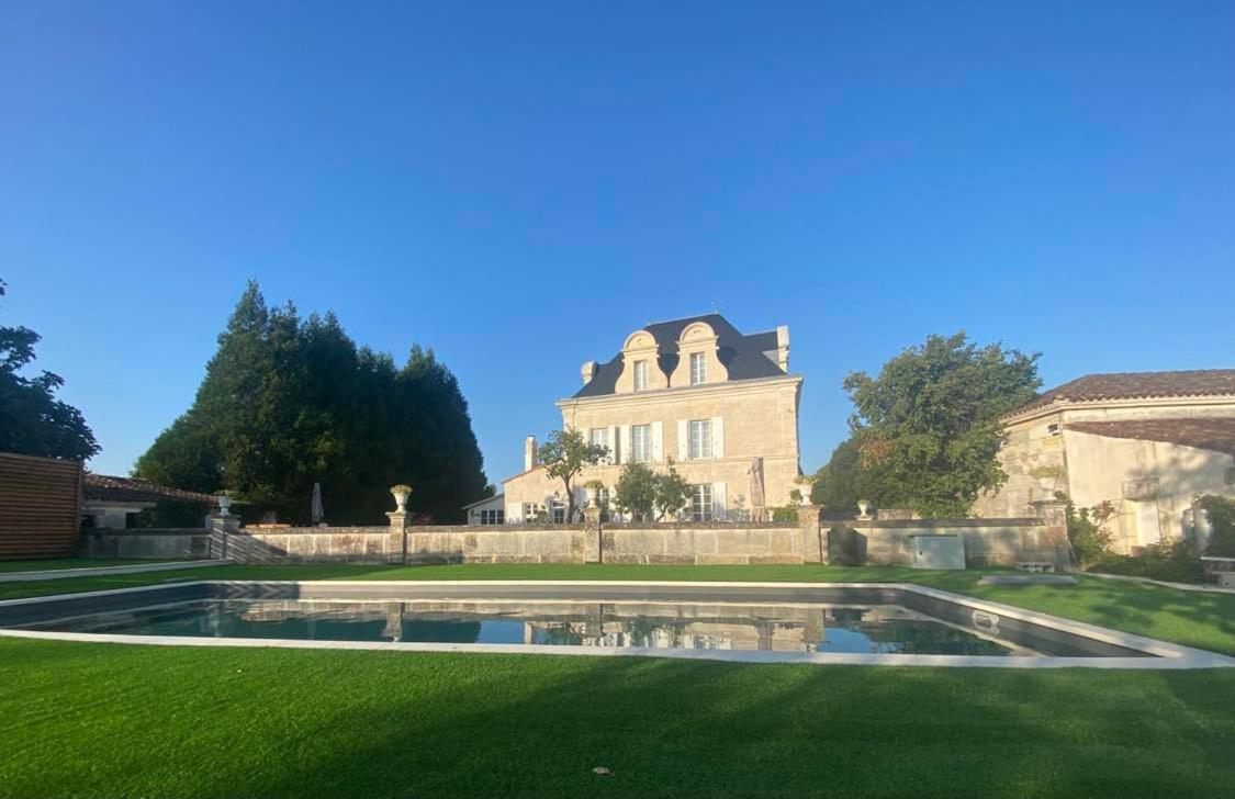 Le Grand Berger Chambres D'Hotes Angeac-Charente Exterior photo