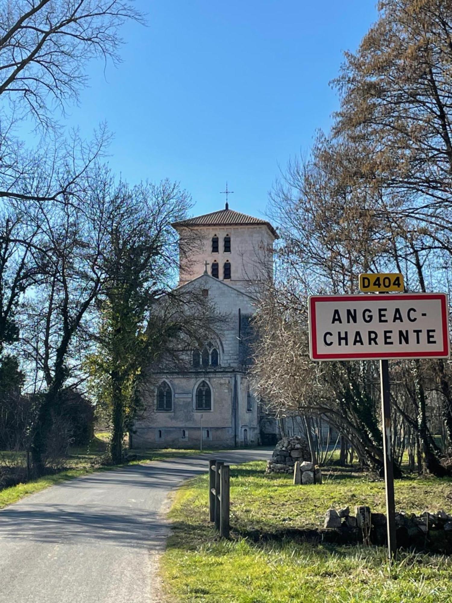 Le Grand Berger Chambres D'Hotes Angeac-Charente Exterior photo